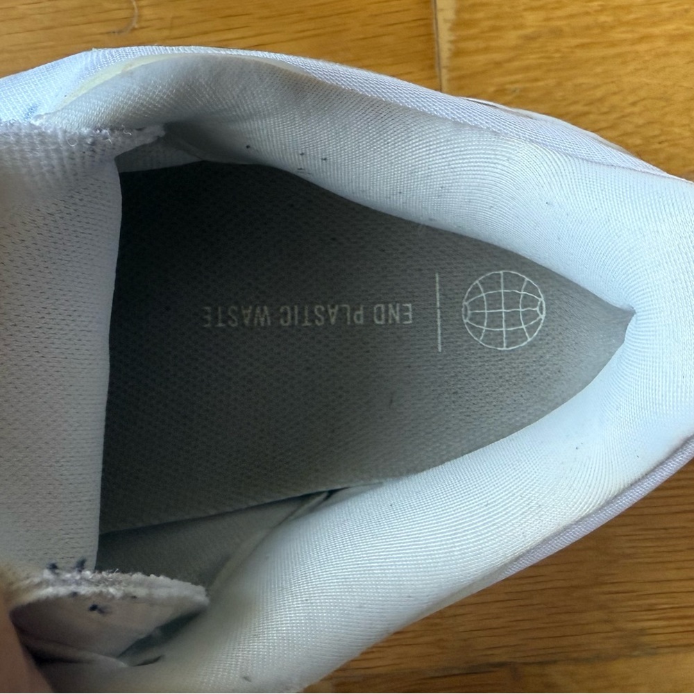 Adidas Avacourt White Women’s Shoes size 9.5 - Picture 8 of 8